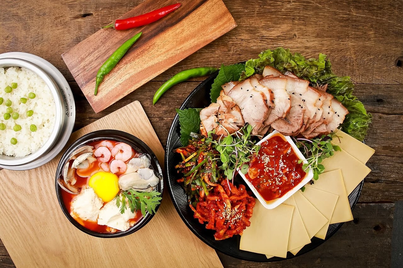 반찬 구성 컷 - 배달앱 정보 전달용