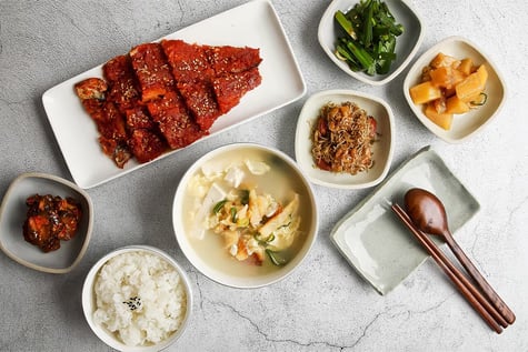 디저트 플레이팅 촬영 사례